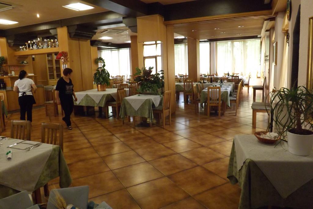 Hotel Concordia Levico Terme Exterior foto